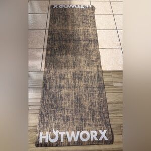 HOTWORX MAT